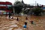 Komplek Green Garden Masih Banjir