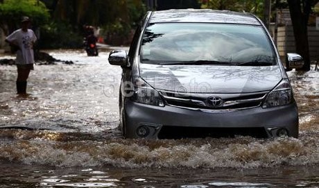 Pengesahan APBD DKI 2014 Rp 72 T Tertunda Karena Banjir