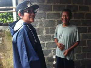 Pernah Ditolak Warga, Lurah Susan Tetap Blusukan ke Lokasi Banjir