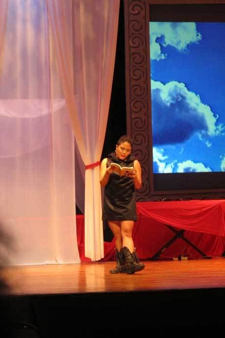 Pentas Campur Aduk di Perayaan Usia Ke 41 Djenar Maesa Ayu