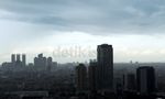 Mendung Terus Gelayuti Jakarta