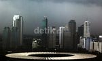 Mendung Terus Gelayuti Jakarta