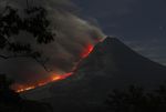 Sinabung Terus Meletus