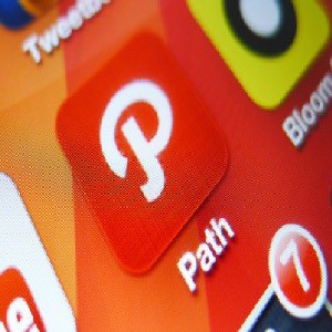 Bisnis Aplikasi Cerah, Alasan Bakrie Masuk Path