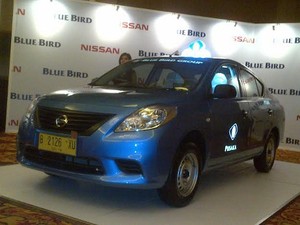 500 Mobil Nissan Almera Jadi Taksi Blue Bird