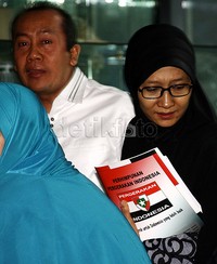 Selain Athiyah, hadir pula beberapa kolega Anas. Salah satunya Saan Mustopa. Lamhot Aritonang/detikFoto.