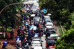 Akses Ditutup, Jalan TB Simatupang Macet Parah
