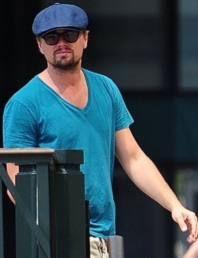 Hii..Leonardo DiCaprio Cerita Pengalaman Hampir Digigit Hiu