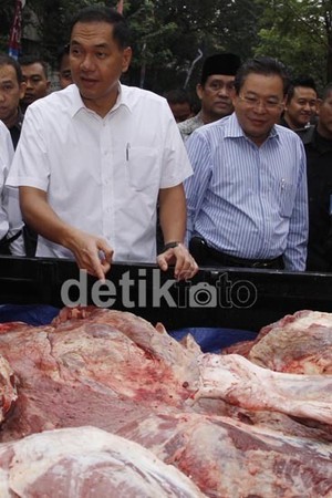 10 Menit Sidak ke Pasar Mardika Ambon, Gita Langsung Cari Pedagang Daging