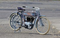 Motor itu dilelang oleh Mecum Auctions di Las Vegas pada 9-11 Januari 2014 lalu. Motor ini resminya adalah sebuah Harley-Davidson 7D Twin lansiran 1911 dengan kode pemasaran #1910A dan dijuluki 'The Silent Gray Fellow'. (dok Mecum Auctions).