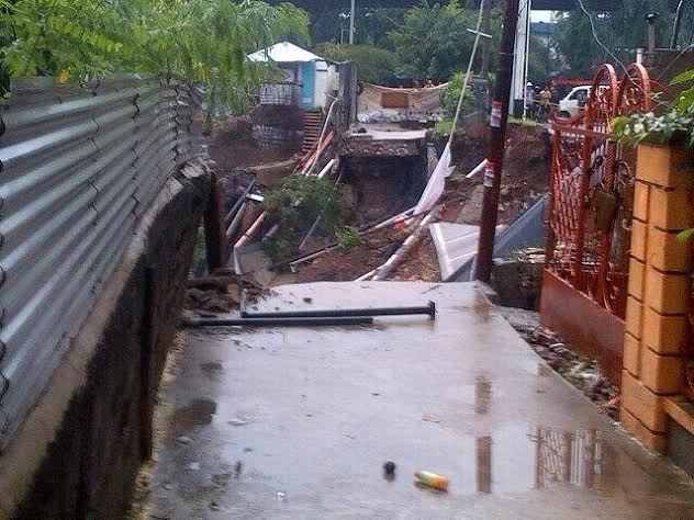2 Warung dan Lapak Tambal Ban Juga Terkena Tanah Amblas di Pulo Besar