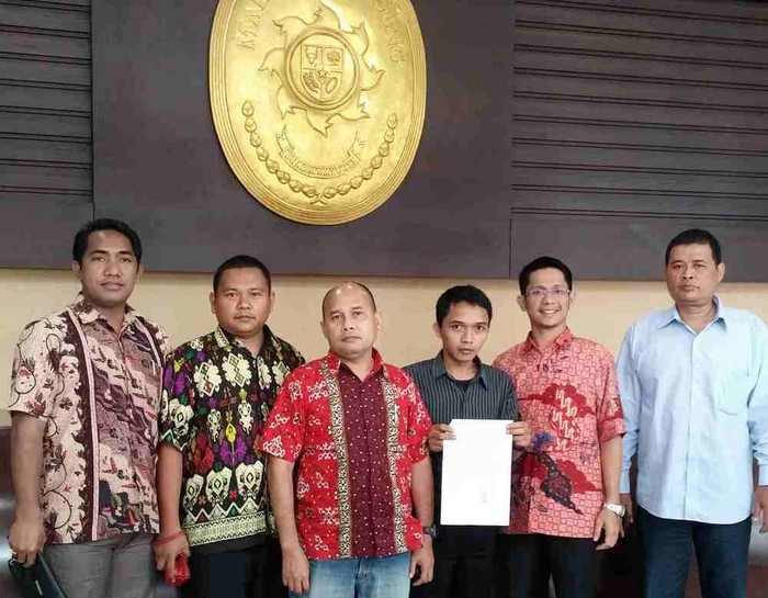 Tolak Kebijakan Mobil Murah, Warga Resmi Gugat Permen ke MA