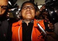 Anas tidak mau menjawab beberapa pertanyaan terkait harta kekayaannya. Lamhot Aritonang/detikFoto.