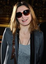 Si Cantik Julie Gayet