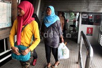 Para penumpang pun harus balik kanan.