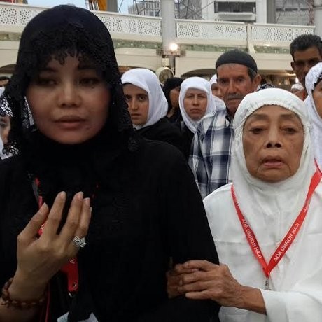 Pengalaman Spiritual Mpok Nori di Tanah Suci