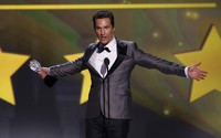 Aktor Matthew McConaughey lewat film terbarunya 'Dallas Buyers Club' berhasil meraih penghargaan Best Actor. REUTERS/Mario Anzuoni.