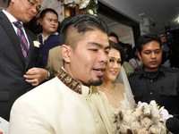 Bams mempersunting kekasihnya itu di hadapan para pendeta dan majelis gereja GPIB Paulus, Menteng, Jakarta Pusat. Noel/detikHOT.