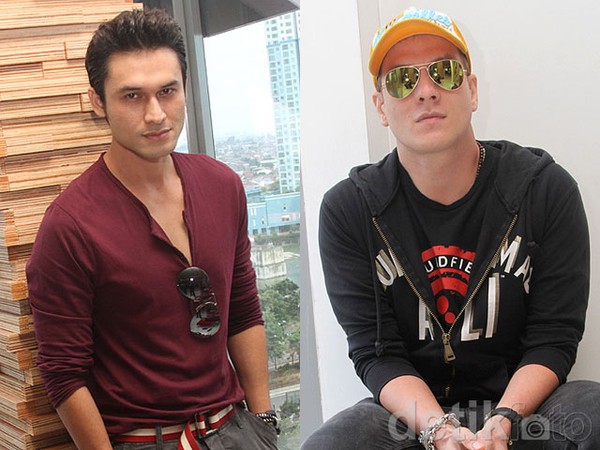 Indra Bruggman dan Bertrand Antolin Donor Darah