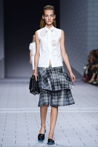 Viktor & Rolf, Spring/Summer 2014. Paris Fashion Week 2014. [Photo by Pascal Le Segretain/Getty Images]