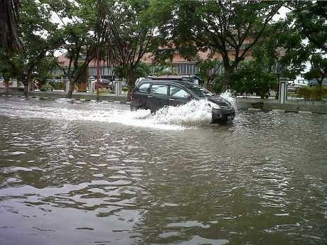  Akses Stasiun Poncol dan Tawang Tergenang Air, Jadwal KA Lancar