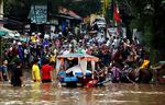 Terobos Banjir, Delman Terperosok ke Selokan