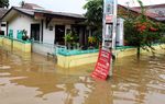 Warga Kompleks Dosen IKIP Dievakuasi