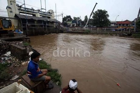 Pintu Air Manggarai Siaga I, Warga Diimbau Waspada