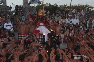 Akhir Pekan di Bali, Jangan Lupa Lihat Tari Kecak