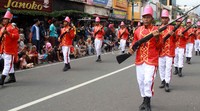 Komunitas Babad Bandayudha Yogyakarta dengan berpakaian jadul zaman perang kemerdekaan turut mengkampanyekan pentingnya nilai-nilai sejarah perjuangan bangsa kepada generasi penerus.