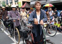 Hampir setiap kamp[ung/dusun/desa mempunyai bregada atau prajurit yang merupakan duplikasi dari prajurit Kraton Yogyakarta. Bregada ini merupakan tradisi lokal yang tumbuh subur di masyarakt Yogyakarta dan sekitarnya.