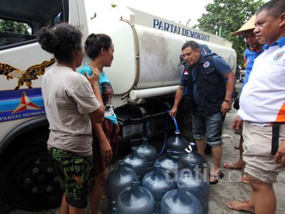 Air Bersih untuk Warga