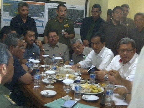 Kata Jokowi Soal Sodetan Cisadane dan Ketidakhadiran Pejabat Tangerang