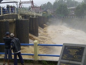 Ketinggian Air di Katulampa dan Depok Siaga IV, Manggarai Siaga II