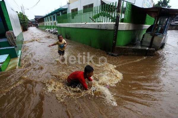 Pengembang Jangan Bohong Jualan Rumah, Kalau Banjir Harus Bilang