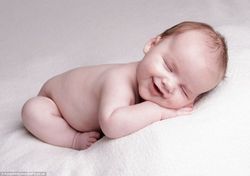 Menggemaskan! Ketika Bayi Berpose Saat Terlelap