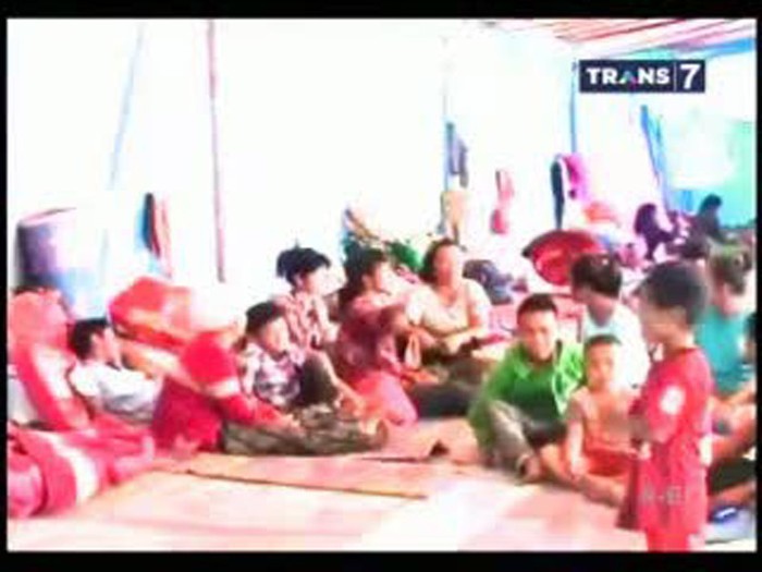 Puluhan Ribu Korban Sinabung Terlantar