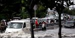 Jl Satria Raya Jakarta Barat Masih Tergenang
