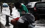 Jl Satria Raya Jakarta Barat Masih Tergenang