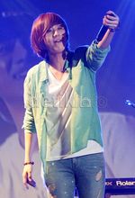 Konser Intim LUNAFLY dan LC9 di Jakarta