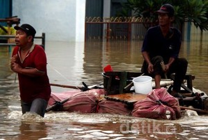 Genangan Air di Mana-mana, Waspada Berbagai Penyakit Pasca Banjir