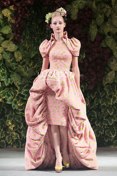 Sebastian Gunawan Spring/Summer 2014 Le Jardin Chinois at Grand Ballroom Hotel Mulia. Senayan. Jakarta. [Foto: Mohammad Abduh/Wolipop]