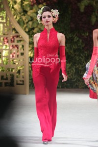 Sebastian Gunawan Spring/Summer 2014 Le Jardin Chinois at Grand Ballroom Hotel Mulia. Senayan. Jakarta. [Foto: Mohammad Abduh/Wolipop]