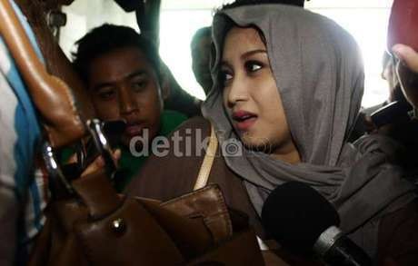  Septy Sanustika Ngebet Digaet