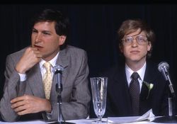 Mengintip Kemesraan Bill Gates & Steve Jobs