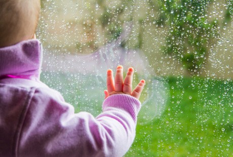 Waspada! Anak Rentan Terserang Penyakit Ini Saat Banjir