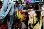 Pakaian Layak Pakai untuk Pengungsi