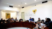 Risma dan Pakde Karwo tiba sekitar pukul 11.00 WIB di Kantor Presiden, Jl Veteran, Jakarta, Selasa (21/1/2014). Rusman/Setpres.