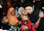 Presiden SBY Temui Korban Banjir Karawang
