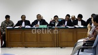 Virgo kemudian mengatakan, dirinya tidak tahu siapa Widodo tetapi.  mengaku pernah menerima telepon dari bos Kernel Oil itu. Lamhot Aritonang/detikFoto.